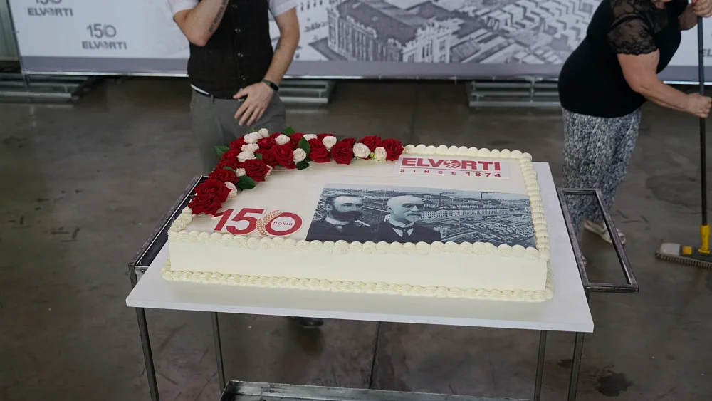 150 ÉVES AZ ELVORTI, A LEGNAGYOBB GÉPGYÁR! — 24