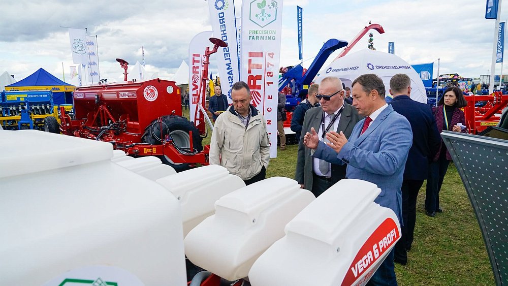 Az ukrán ELVORTI cég innovatív mezőgazdasági gépei az AGRO-SHOW - 2022 kiállításon (Lengyelország) — 3
