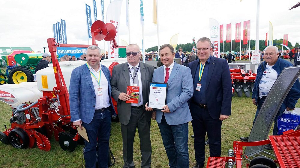 Az ukrán ELVORTI cég innovatív mezőgazdasági gépei az AGRO-SHOW - 2022 kiállításon (Lengyelország) — 12