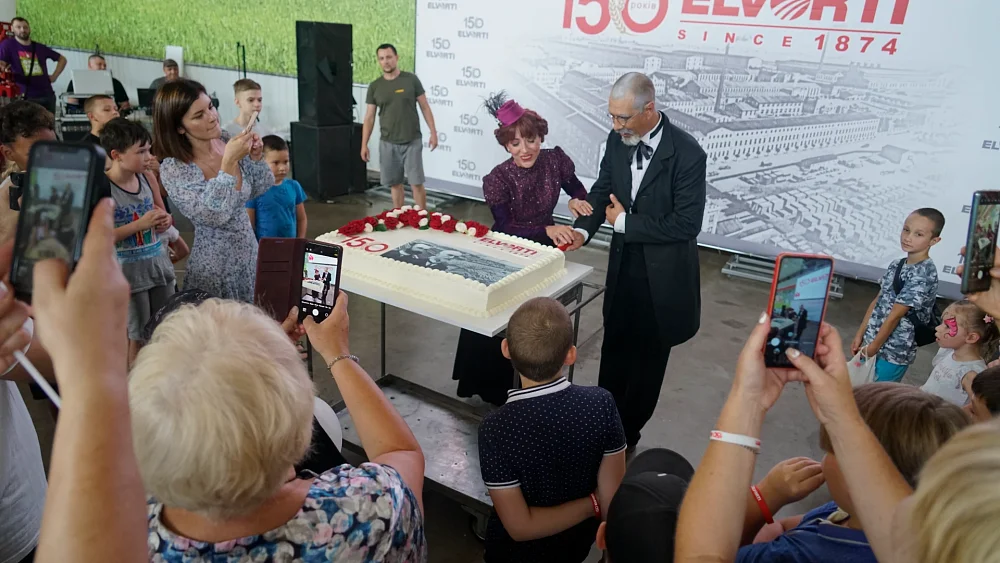 150 ÉVES AZ ELVORTI, A LEGNAGYOBB GÉPGYÁR! — 25