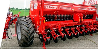 SZÉLES KEREKEK NAGYOBB FELÜLETTEL