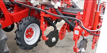 JOBB MINŐSÉGŰ NAGYNYOMÁSÚ TÖMLŐK